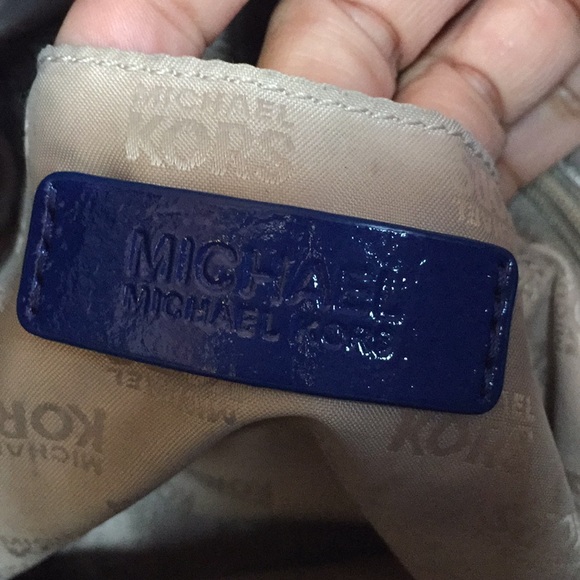 Michael Kors Jet Set Blue Patent Leather Tote - Picture 6 of 7